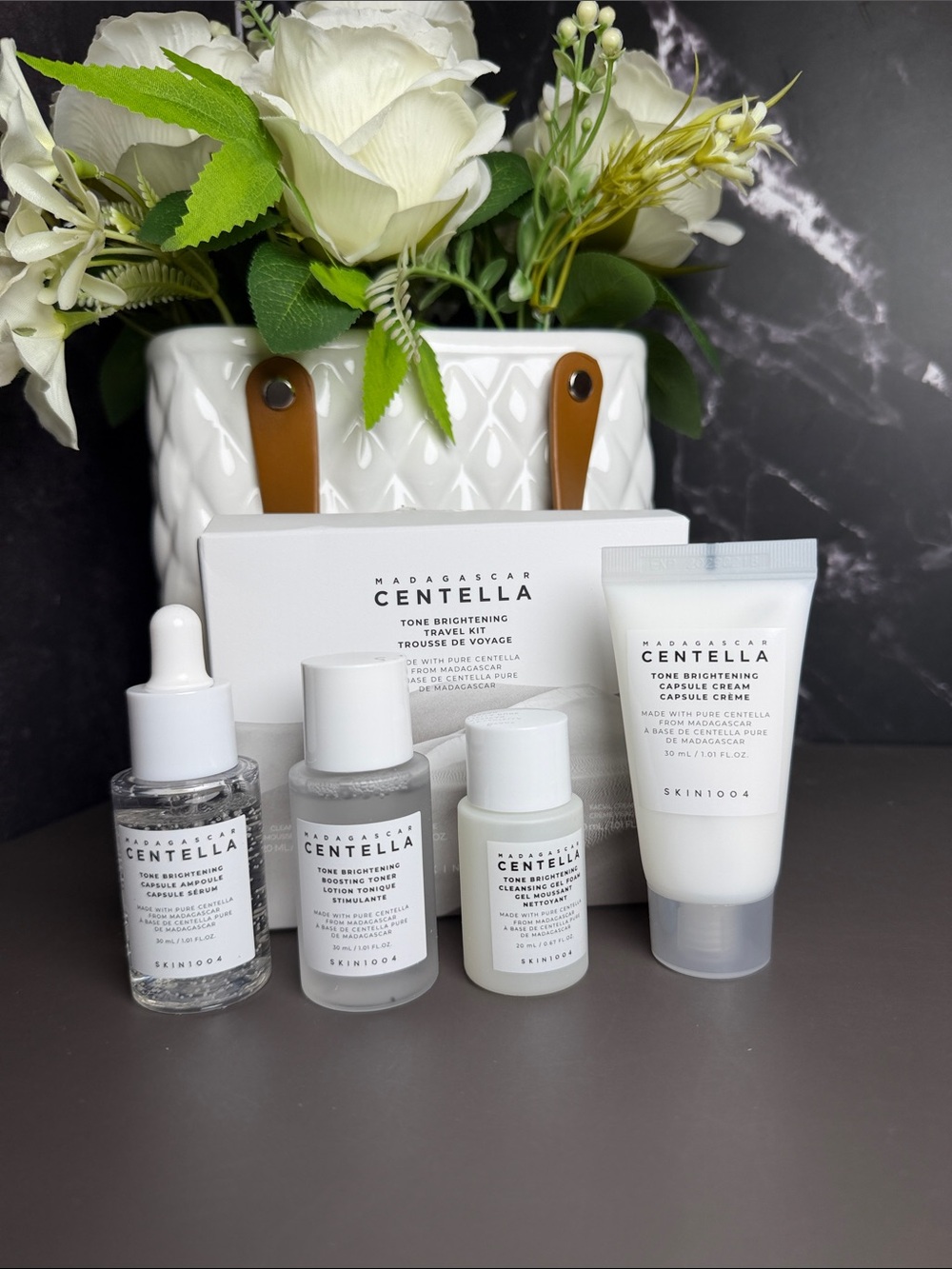 Madagascar Centella Tone Brightening Set — White